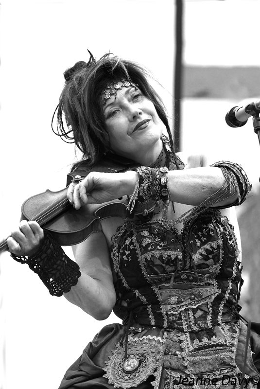 Mira Mrak (Zaragraf)