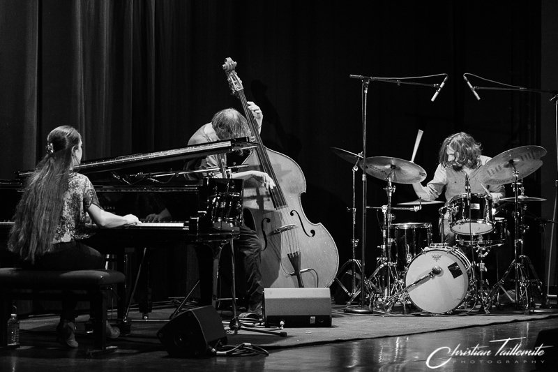 Cécile Cappozzo trio