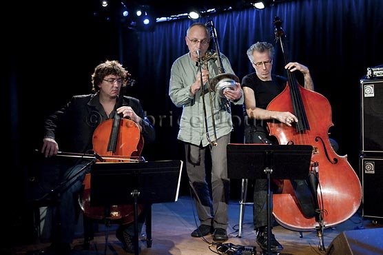 Vincent Courtois, Yves Robert & Bruno Chevillon