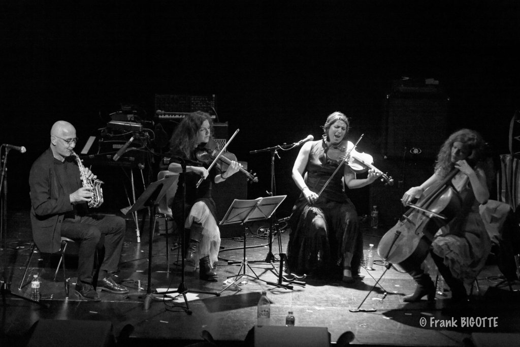 « Jours de vent » le 16 mars 2012 au Théatre Molière à Sète (34).