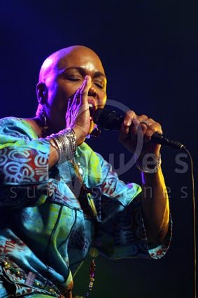 Dee Dee Bridgewater