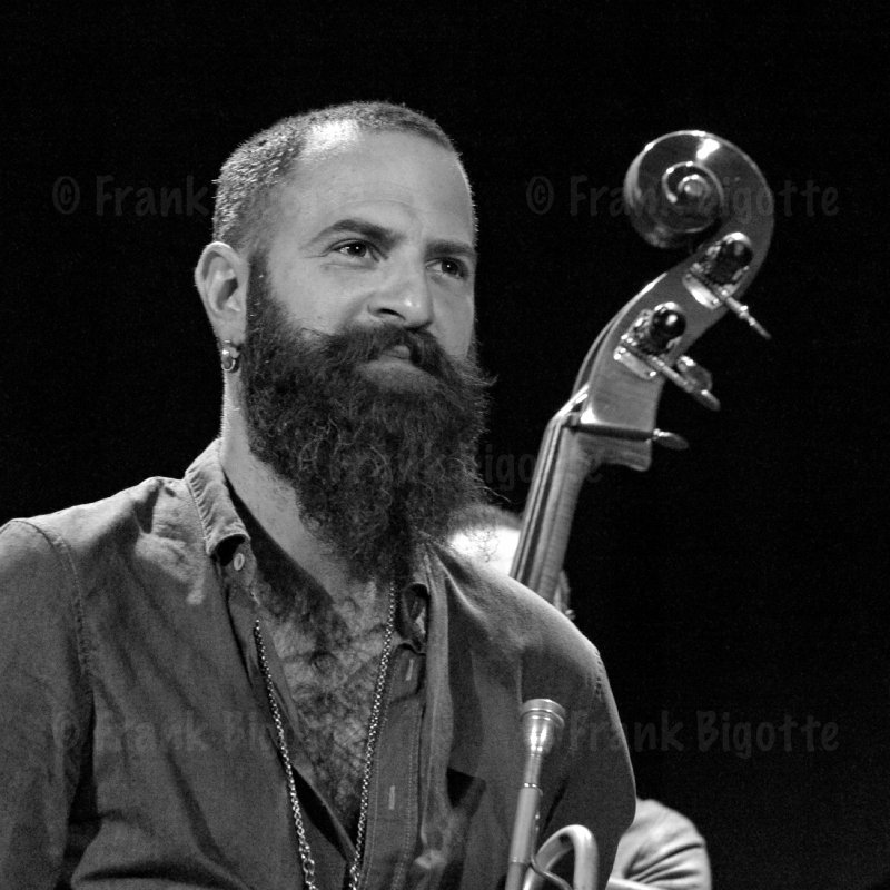 Avishai Cohen (tr)