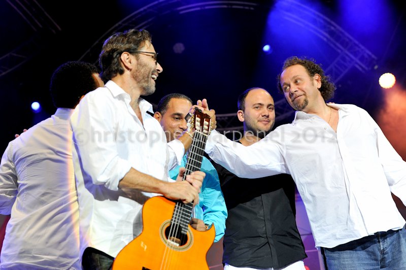 Al Di Meola, Fausto Beccalossi, Kevin Seddiki, Maraca