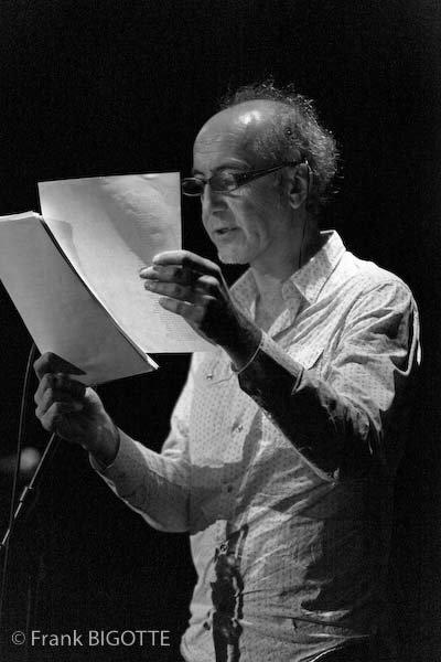 Jean-Michel ESPITALIER (Performance : texte, batterie)