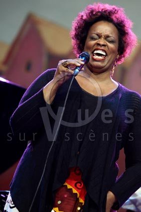 Dianne Reeves