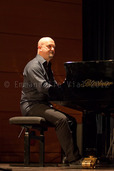 Bojan Z