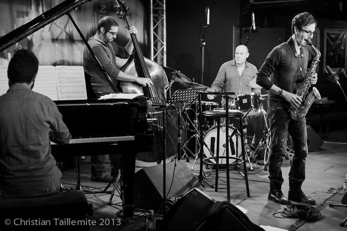 Tigran Hamasyan, Sam Minaie, Jeff Ballard, Olivier Bogé
