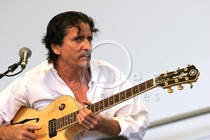 Vinicius Cantuaria