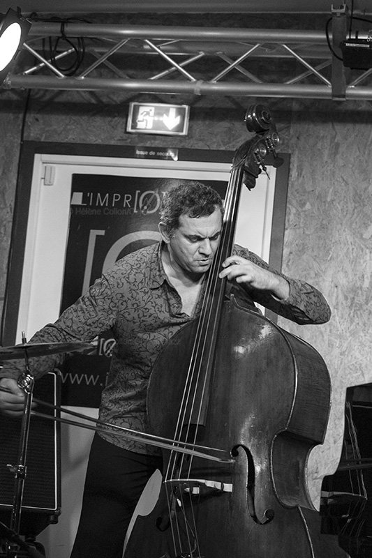Emler, Tchamitchian, Echampard Trio