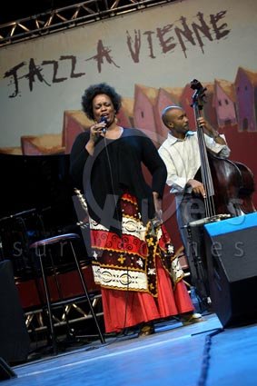 Dianne Reeves / Reuben Rogers