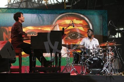 Baptiste Trotignon / Greg Hutchinson