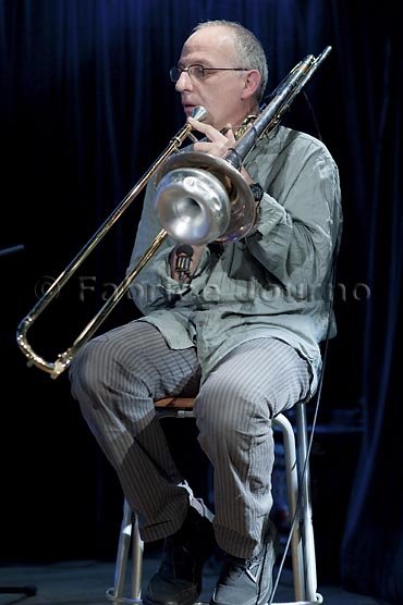 Yves Robert