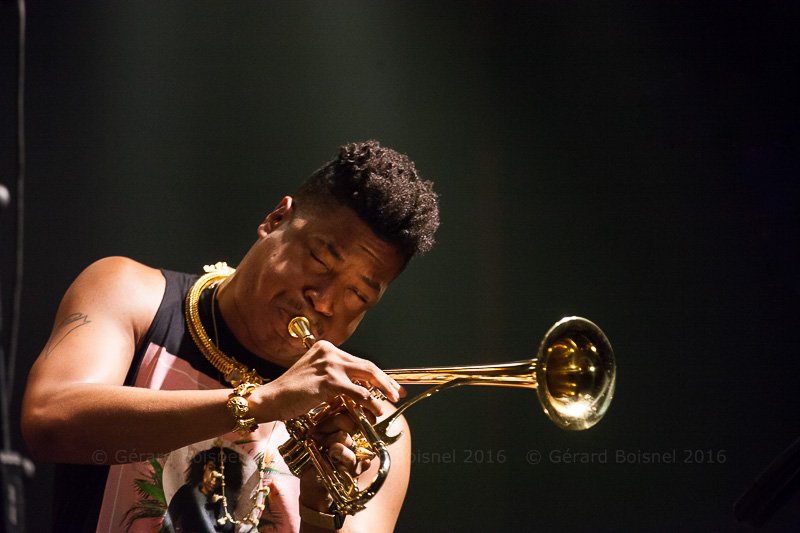 Christian Scott
