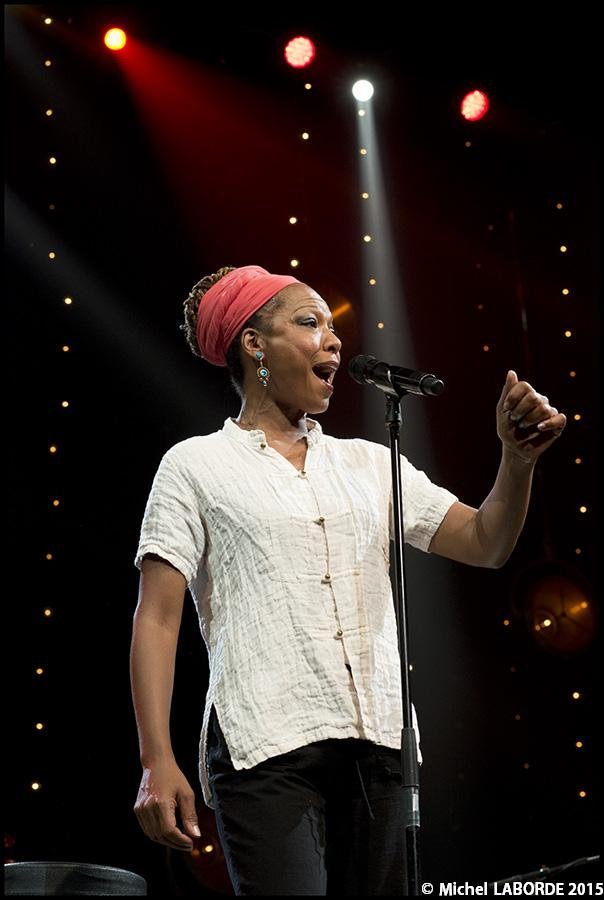 Lisa Simone