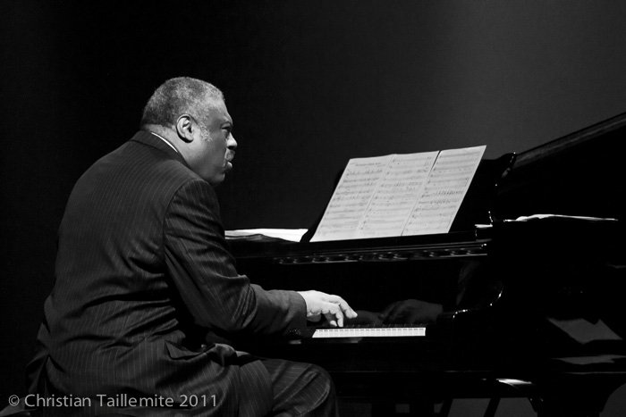 Mulgrew Miller en novembre 2011 (Ron Carter trio)