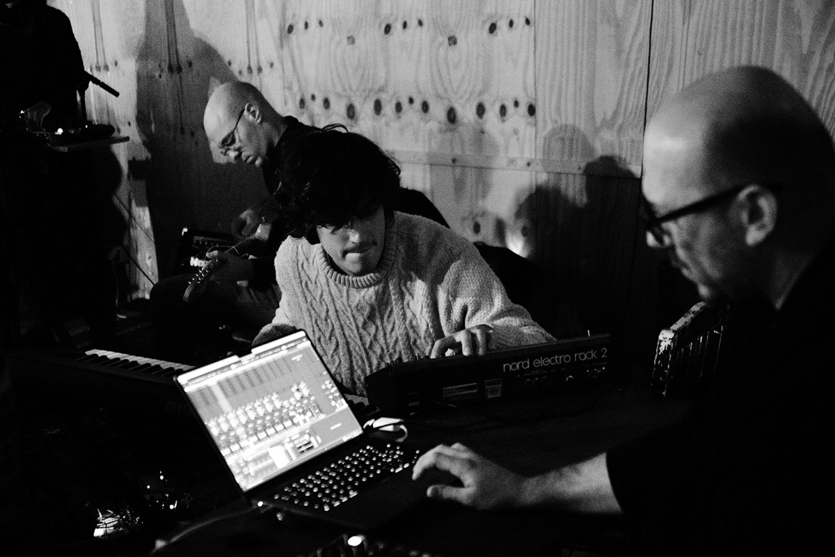 Manos Barkatsas, Joseph Nowell et Nicola Lancerotti