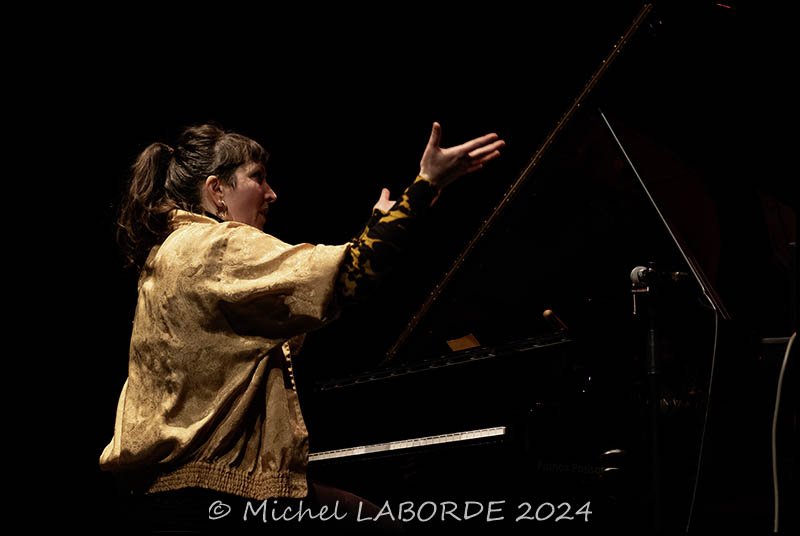 Eve Risser