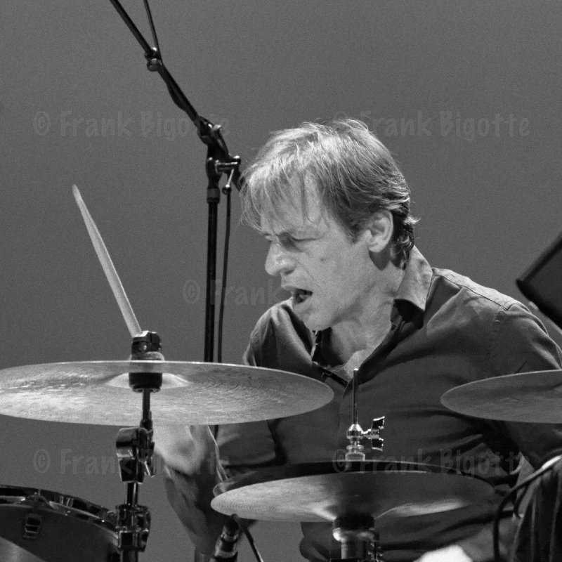 Louis Moutin (batterie) - Henri Texier Sky Dancers Sextet