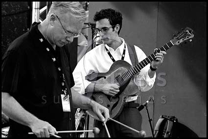 G. Burton/Julian Lage © H. Collon