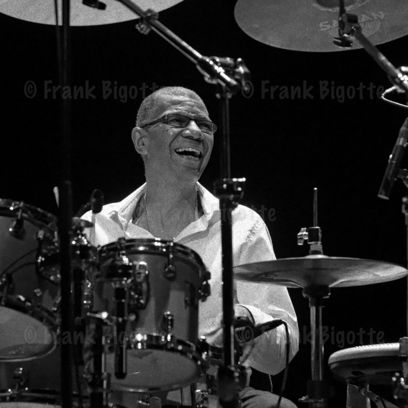Jack Dejohnette (saxophones) - Jack Dejohnette Trio