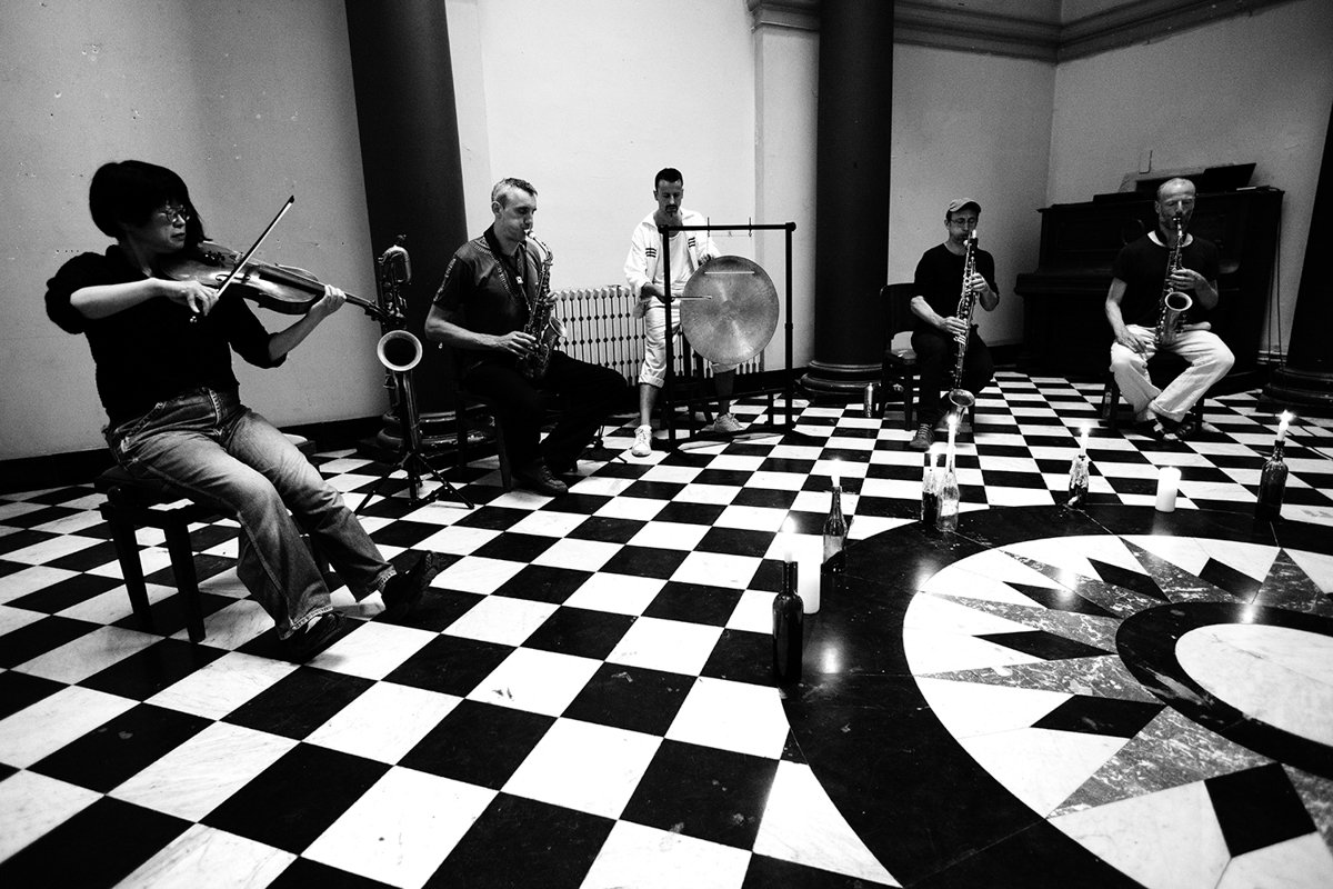 Atsuko Hatano, Grégoire Tirtiaux, Guillaume Vanespen, Yann Lecollaire, Frans (…)