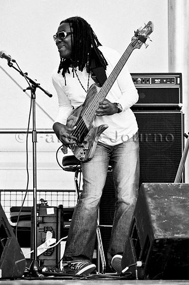 Love Day - Richard Bona