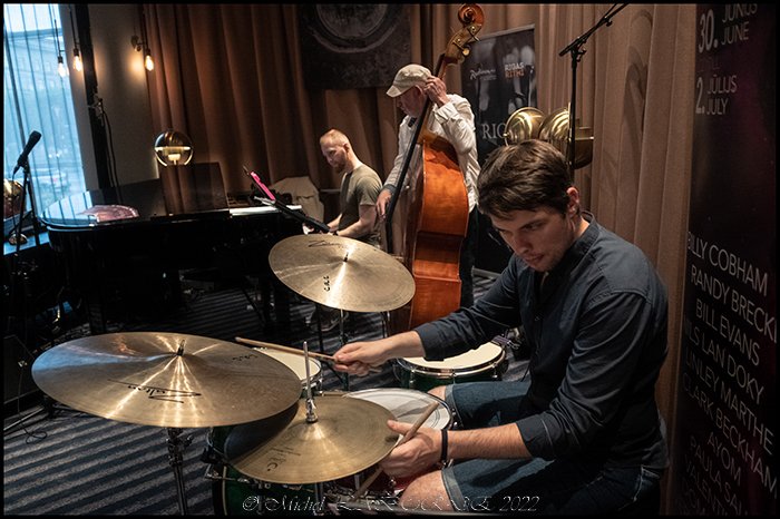 AG trio
